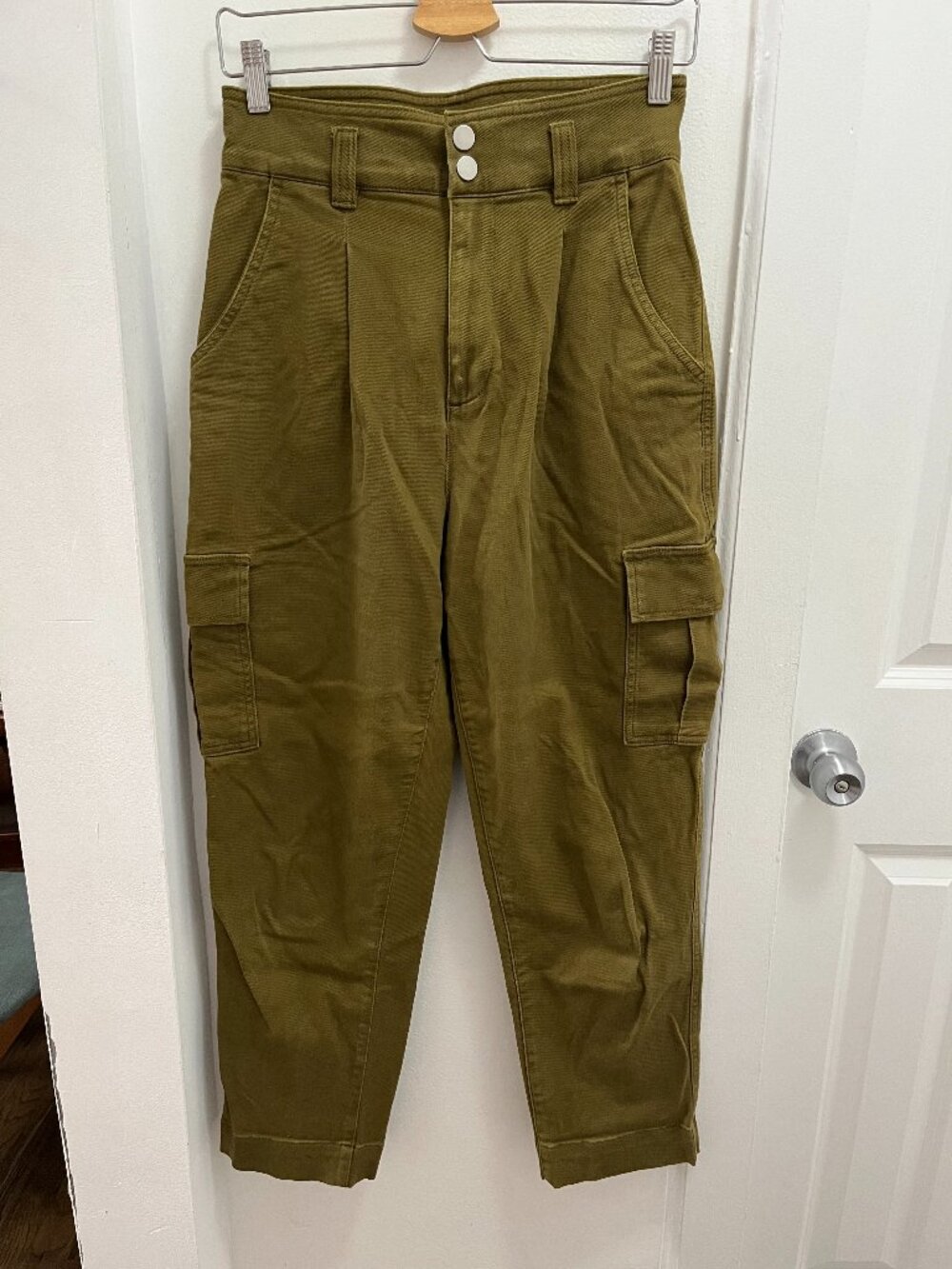 Gap high waisted cargo pants olive green
